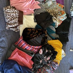 Women’s Bundle LOT Of CLOTHES Mixed Set